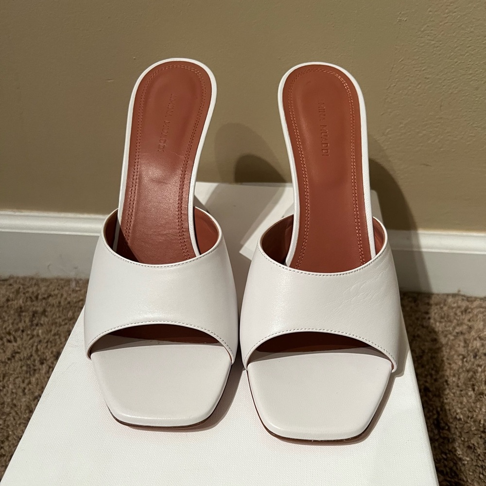 NIB Amina Muaddi White Leather Mule
